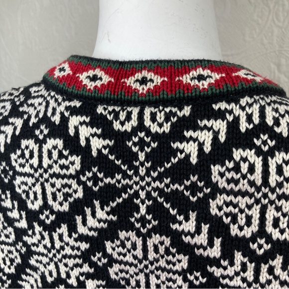 LL Bean VTG Nordic Snowflake Pattern Cardigan - Picture 8 of 13